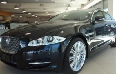 Jaguar Xj