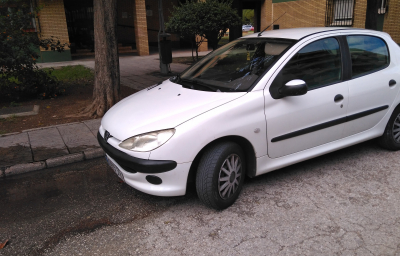 Peugeot 206