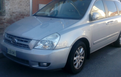 Kia Carnival