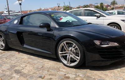 Audi R8