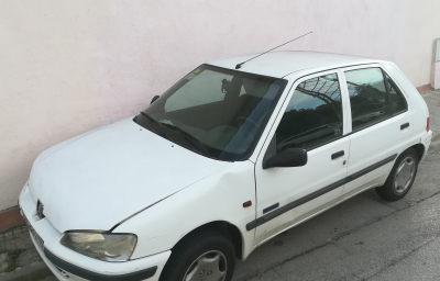 Peugeot 106