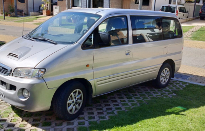 Hyundai H-1