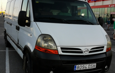 Nissan Interstar