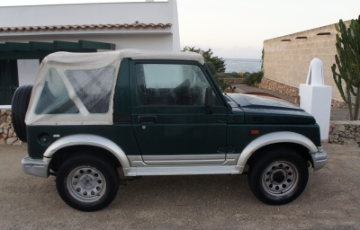 Suzuki Samurai