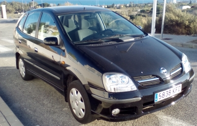 Nissan Almera Tino